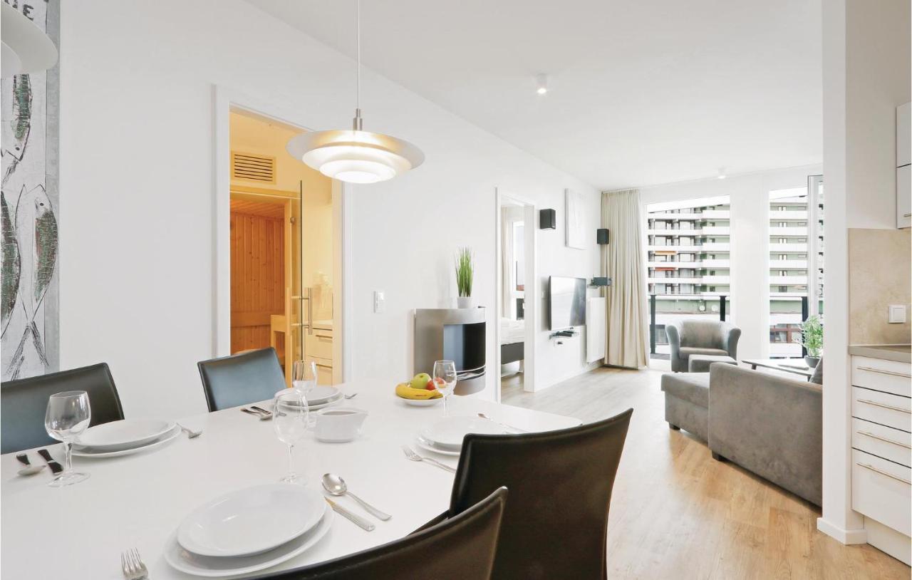 2 Bedroom Cozy Apartment In Luebeck Travemuende Eksteriør billede