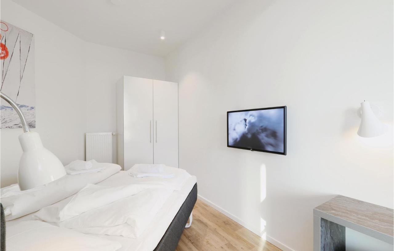 2 Bedroom Cozy Apartment In Luebeck Travemuende Eksteriør billede