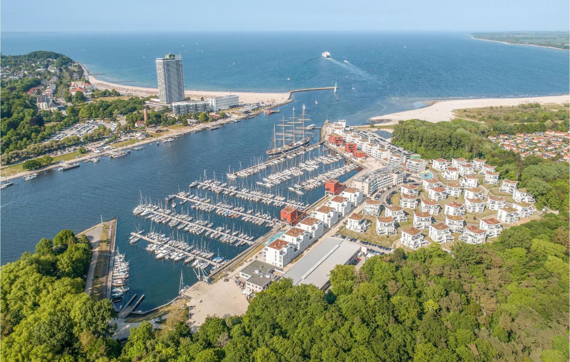 2 Bedroom Cozy Apartment In Luebeck Travemuende Eksteriør billede